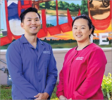 Dr Alice Luan and Dr Vincent Luan posing together